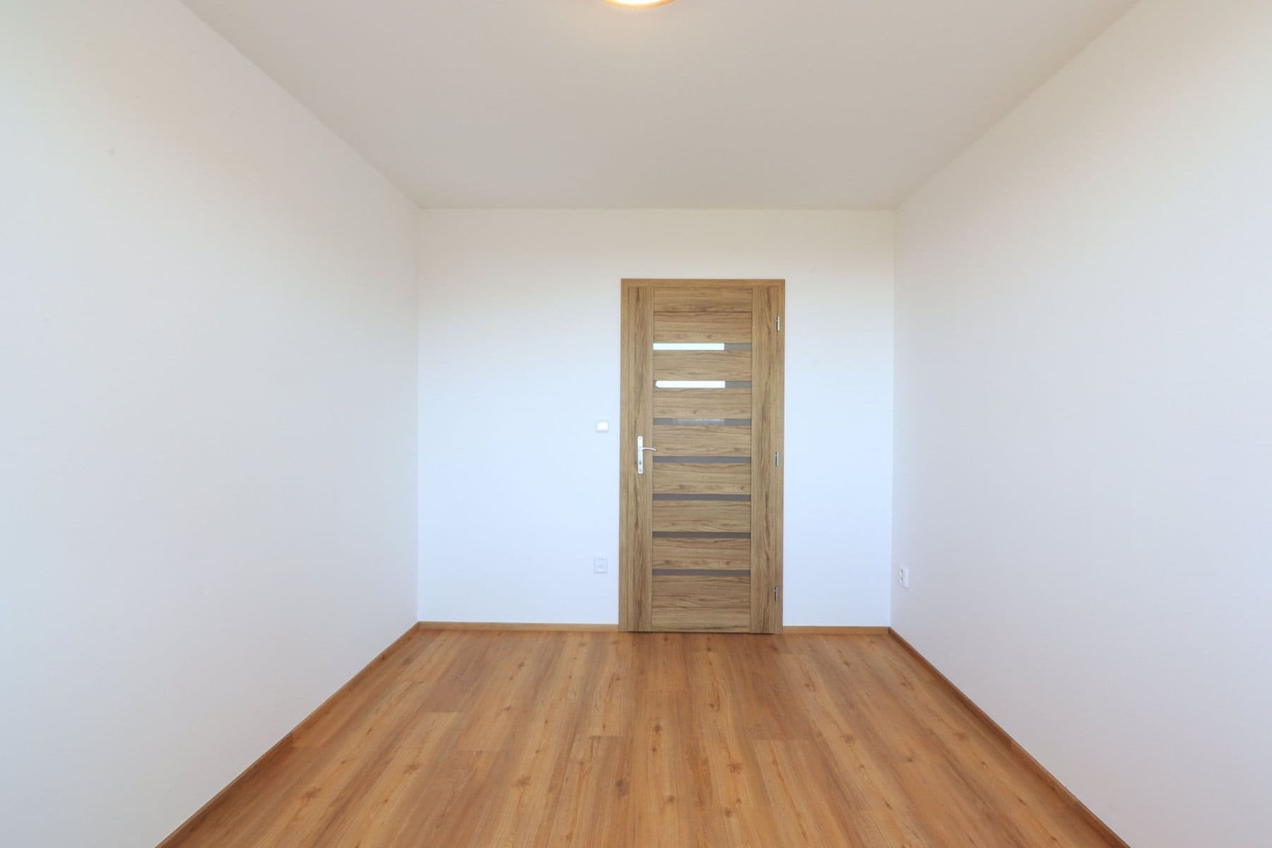1 bedroom with open-plan kitchen flat to rent, 42 m², Anny Drabíkové, Prague, Prague 1 bedroom with open-plan kitchen flat to rent, 42 m², Anny Drabíkové, Prague, Prague