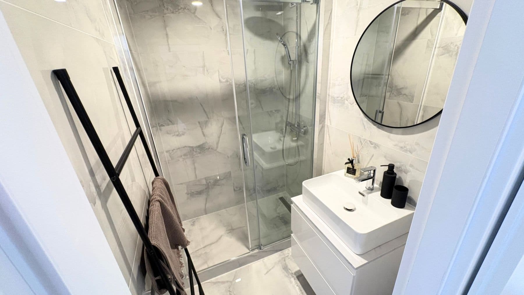 1 bedroom with open-plan kitchen flat for sale, 49 m², Makovského, Prague, Prague 1 bedroom with open-plan kitchen flat for sale, 49 m², Makovského, Prague, Prague