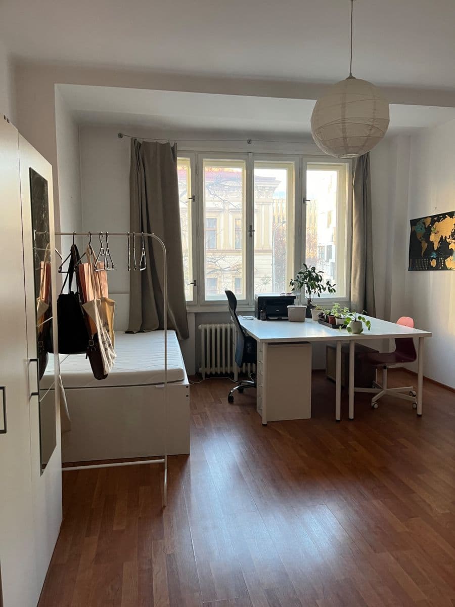 4 bedroom flat to rent, 22 m², Thámova, Prague, Prague 4 bedroom flat to rent, 22 m², Thámova, Prague, Prague