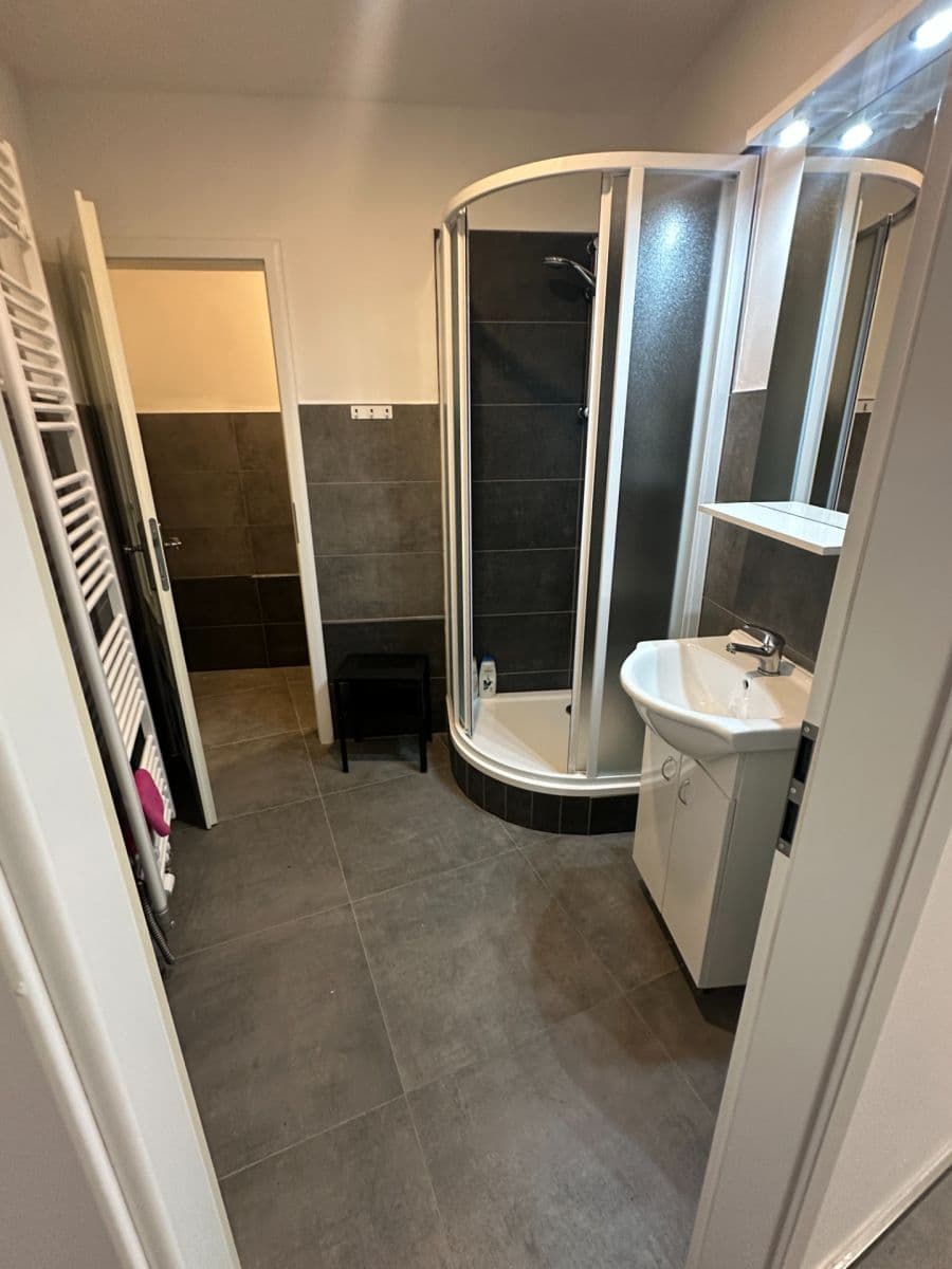 office to rent, 80 m², Kovářova, Prague, Prague office to rent, 80 m², Kovářova, Prague, Prague