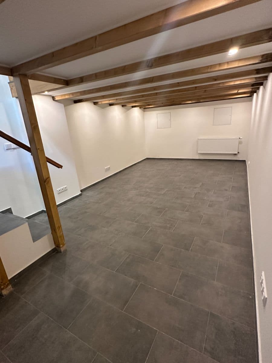 office to rent, 80 m², Kovářova, Prague, Prague office to rent, 80 m², Kovářova, Prague, Prague