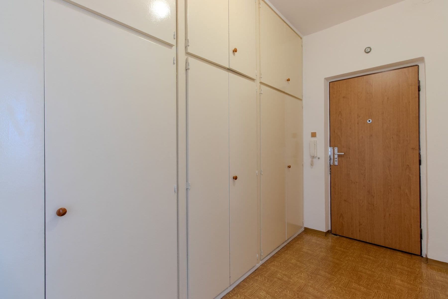 2 bedroom flat to rent, 55 m², Arabská, Prague, Prague 2 bedroom flat to rent, 55 m², Arabská, Prague, Prague