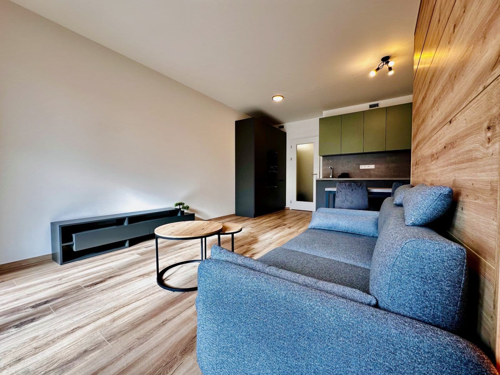 Studio flat to rent, 33 m², Poděbradská, Prague, Prague Studio flat to rent, 33 m², Poděbradská, Prague, Prague