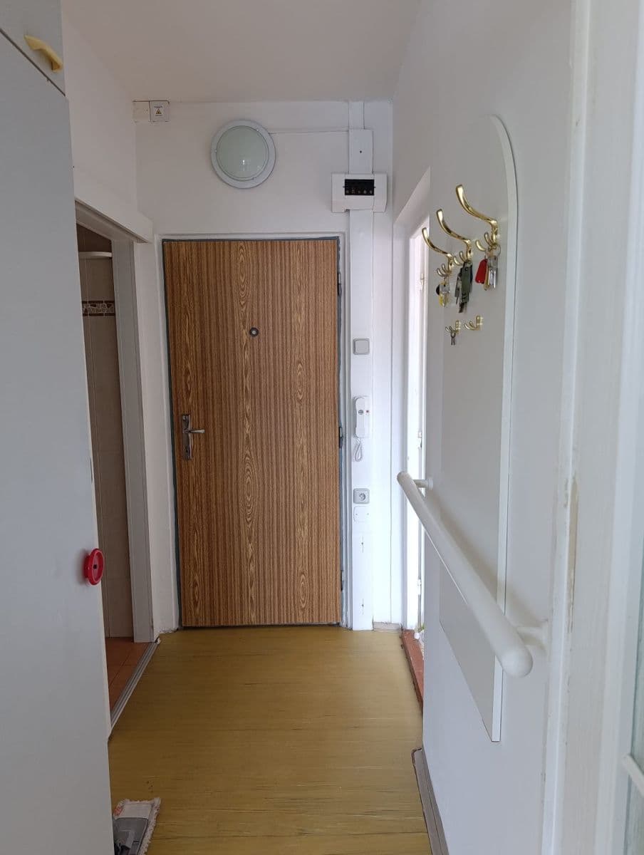 1 bedroom flat for sale, 36 m², Chomutovská, Kadaň, Ústecký Region 1 bedroom flat for sale, 36 m², Chomutovská, Kadaň, Ústecký Region