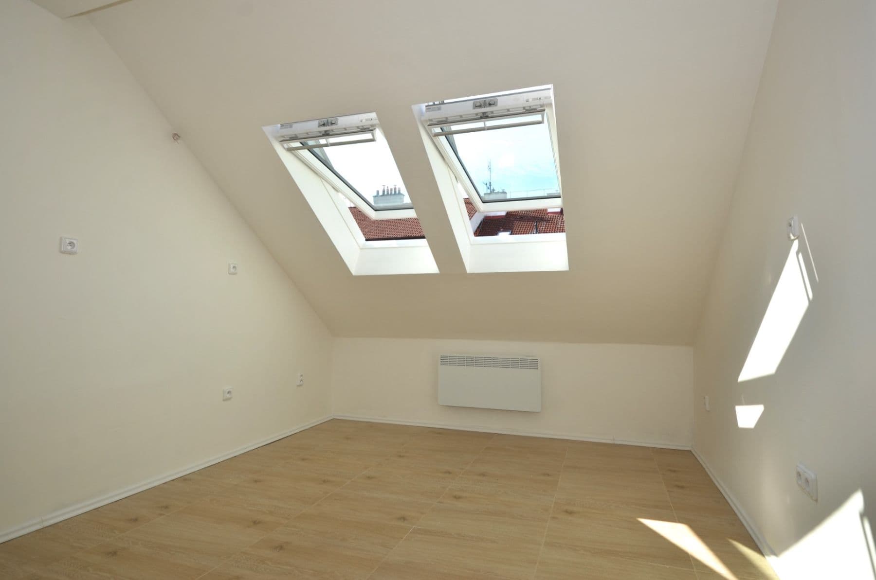 1 bedroom with open-plan kitchen flat to rent, 42 m², Jagellonská, Prague, Prague 1 bedroom with open-plan kitchen flat to rent, 42 m², Jagellonská, Prague, Prague