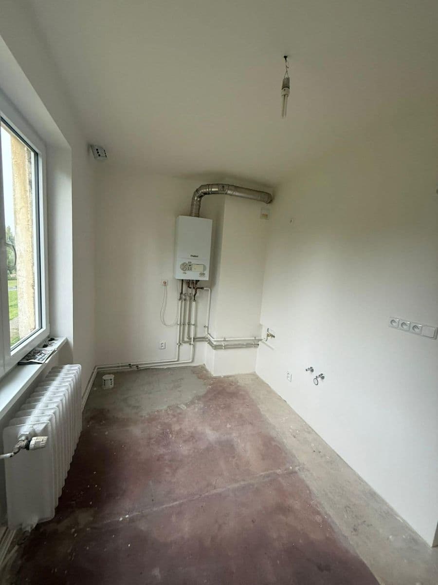 4 bedroom flat for sale, 81 m², 5. května, Plesná, Karlovarský Region 4 bedroom flat for sale, 81 m², 5. května, Plesná, Karlovarský Region