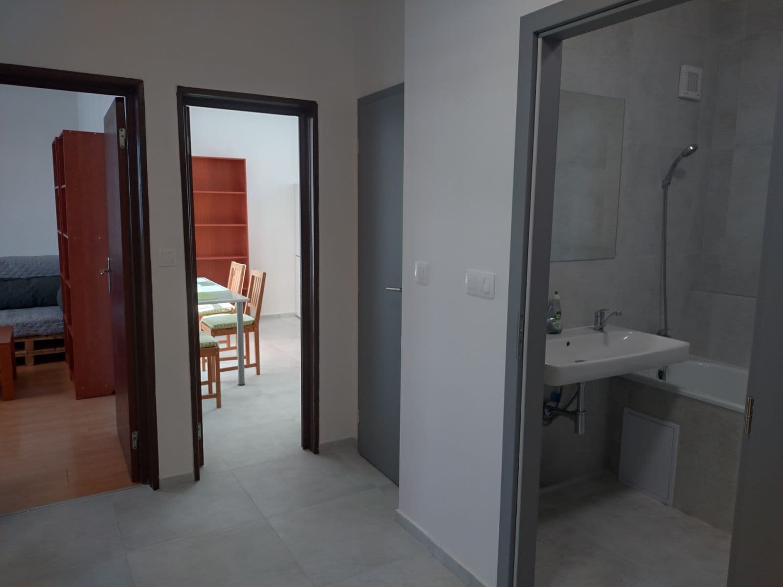 4 bedroom flat to rent, 86 m², Líščie nivy, Ružinov, Bratislavský Region 4 bedroom flat to rent, 86 m², Líščie nivy, Ružinov, Bratislavský Region