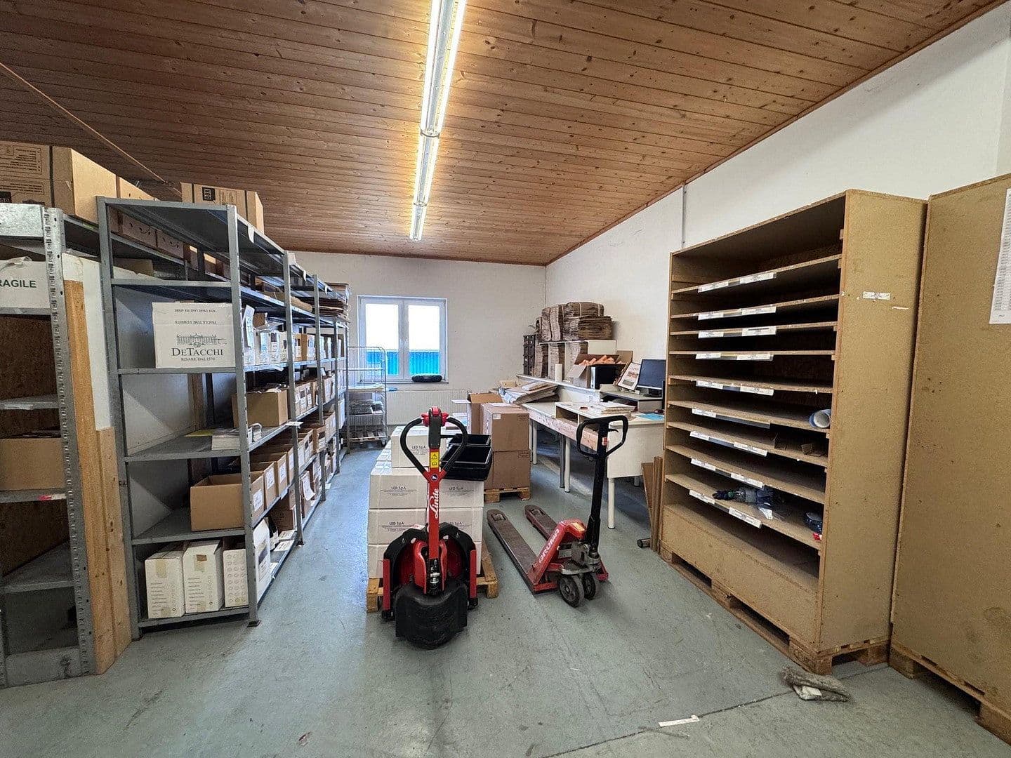 non-residential property to rent, 2,000 m², Lauterbachstr.15 und 17, Geretsried, Bavaria non-residential property to rent, 2,000 m², Lauterbachstr.15 und 17, Geretsried, Bavaria