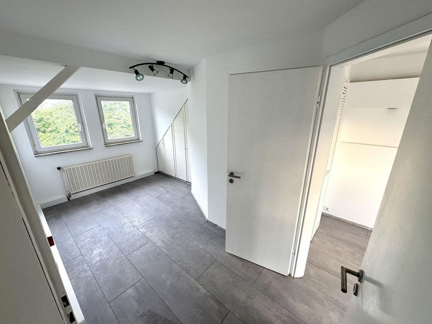 3 bedroom flat to rent, 79 m², Wuppertal Cronenberg, North Rhine-Westphalia 3 bedroom flat to rent, 79 m², Wuppertal Cronenberg, North Rhine-Westphalia