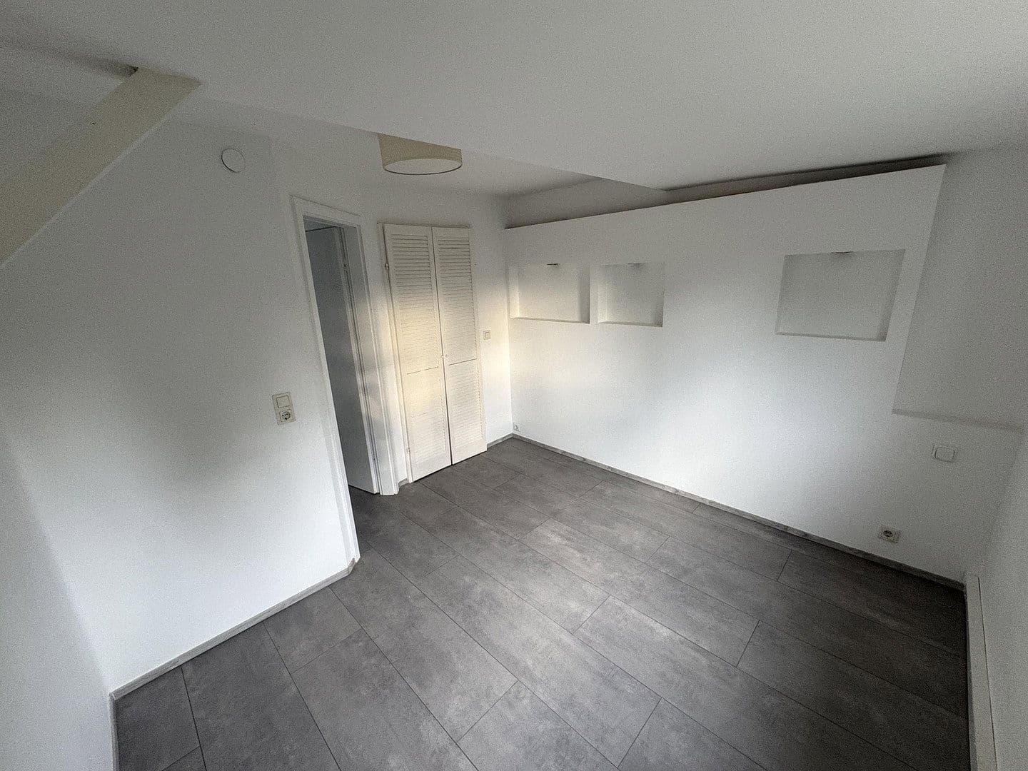 3 bedroom flat to rent, 79 m², Wuppertal Cronenberg, North Rhine-Westphalia 3 bedroom flat to rent, 79 m², Wuppertal Cronenberg, North Rhine-Westphalia