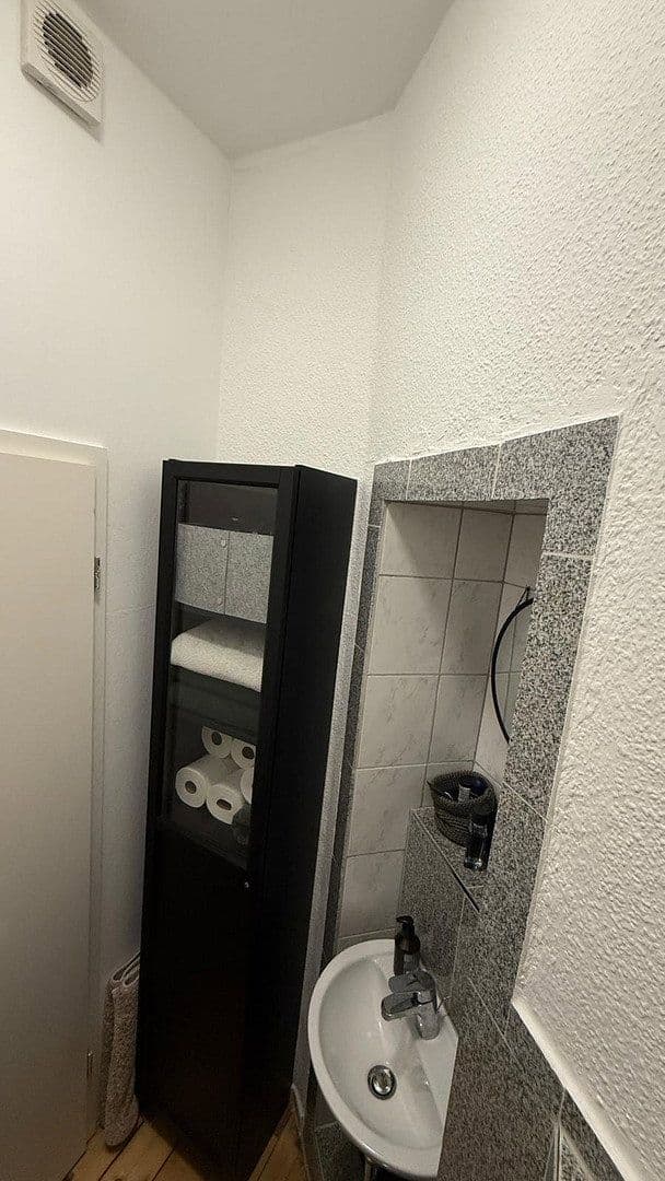 3 bedroom with open-plan kitchen flat to rent, 114 m², Untere Strasse 18, Wipperfürth, North Rhine-Westphalia 3 bedroom with open-plan kitchen flat to rent, 114 m², Untere Strasse 18, Wipperfürth, North Rhine-Westphalia