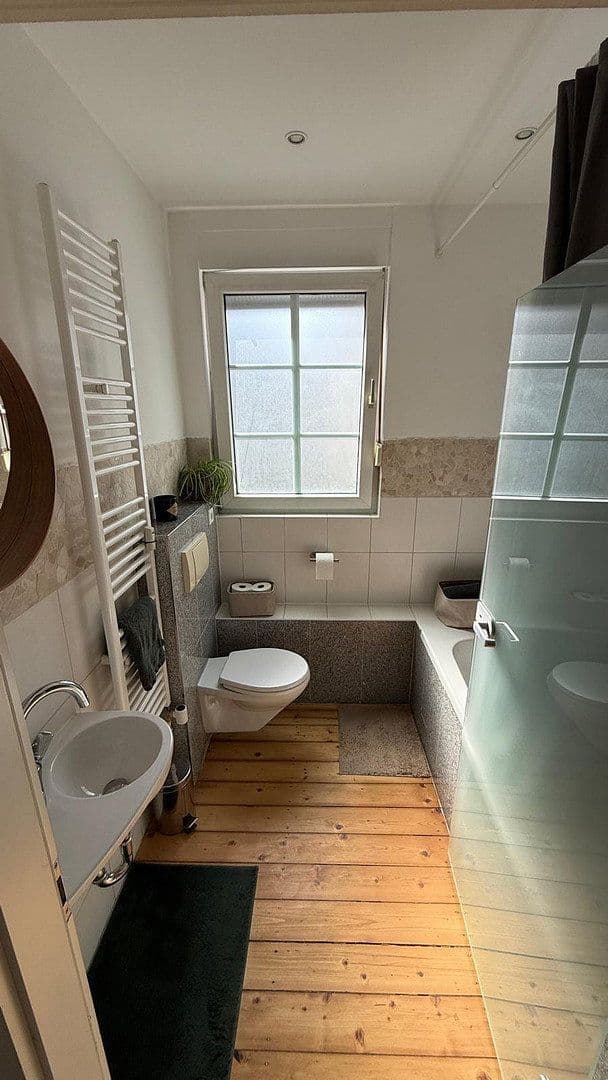 3 bedroom with open-plan kitchen flat to rent, 114 m², Untere Strasse 18, Wipperfürth, North Rhine-Westphalia 3 bedroom with open-plan kitchen flat to rent, 114 m², Untere Strasse 18, Wipperfürth, North Rhine-Westphalia