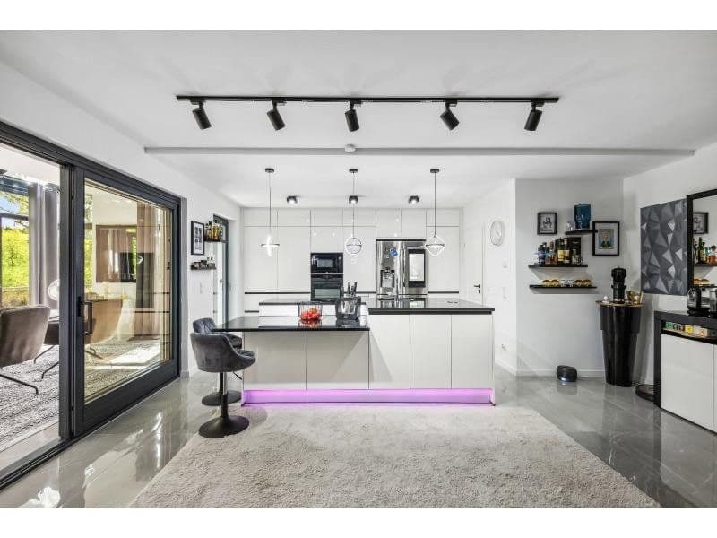 house for sale, 447 m², Siegfriedstraße 10, Taunusstein, Hesse house for sale, 447 m², Siegfriedstraße 10, Taunusstein, Hesse