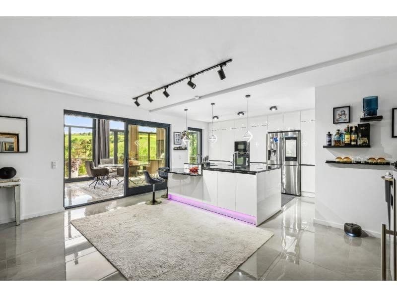 house for sale, 447 m², Siegfriedstraße 10, Taunusstein, Hesse house for sale, 447 m², Siegfriedstraße 10, Taunusstein, Hesse