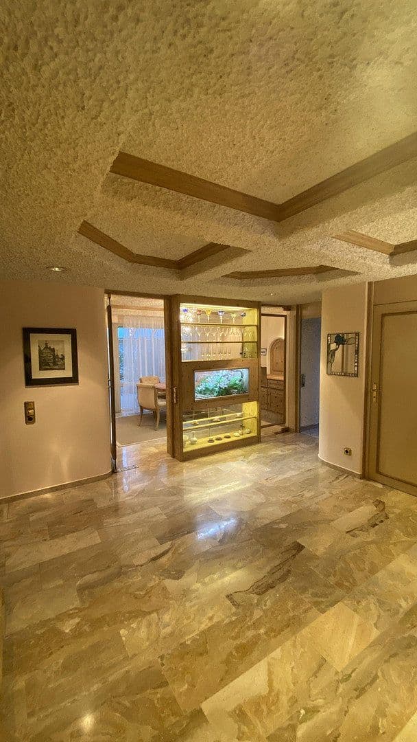 2 bedroom with open-plan kitchen flat to rent, 123 m², Sindelfingen, Baden-Württemberg 2 bedroom with open-plan kitchen flat to rent, 123 m², Sindelfingen, Baden-Württemberg