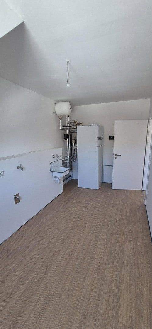 house to rent, 140 m², Veckerhagenerstr. 4, Fuldatal, Hesse house to rent, 140 m², Veckerhagenerstr. 4, Fuldatal, Hesse