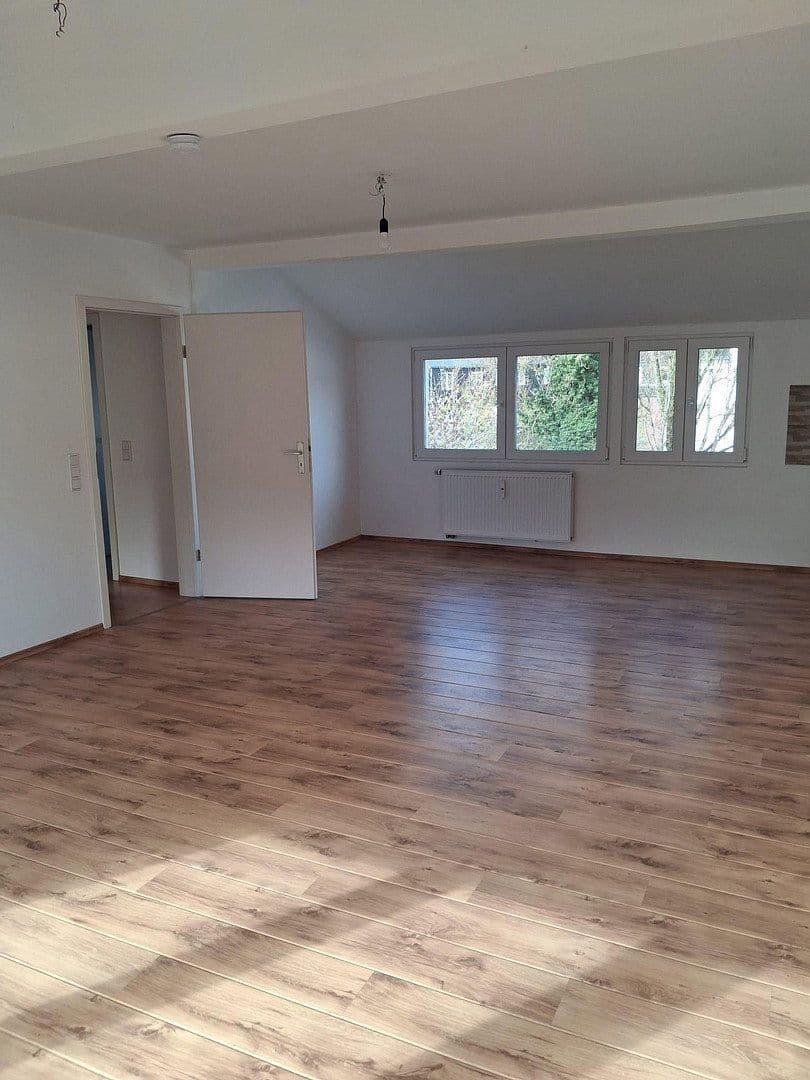 1 bedroom with open-plan kitchen flat to rent, 72 m², Im Hederichsfeld 86, Leverkusen, North Rhine-Westphalia 1 bedroom with open-plan kitchen flat to rent, 72 m², Im Hederichsfeld 86, Leverkusen, North Rhine-Westphalia