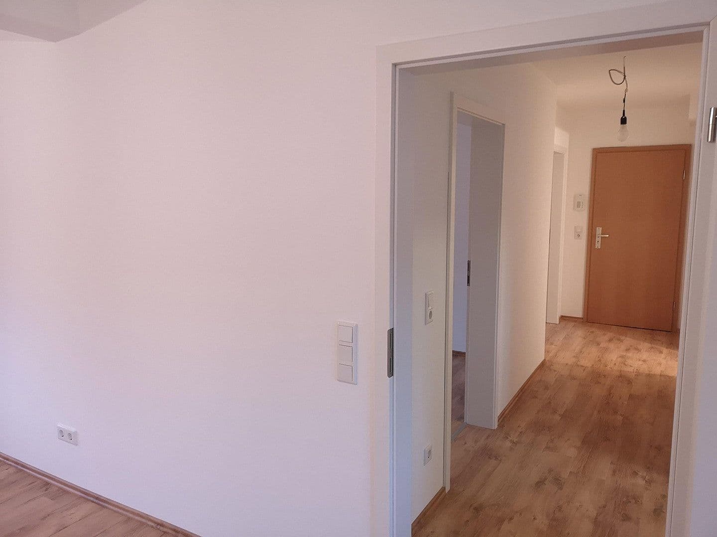 1 bedroom with open-plan kitchen flat to rent, 72 m², Im Hederichsfeld 86, Leverkusen, North Rhine-Westphalia 1 bedroom with open-plan kitchen flat to rent, 72 m², Im Hederichsfeld 86, Leverkusen, North Rhine-Westphalia