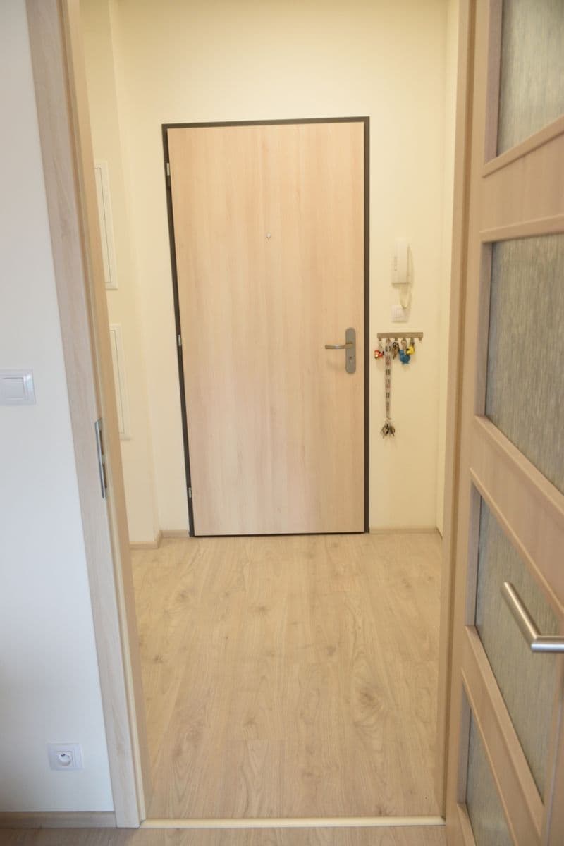 Studio flat to rent, 36 m², Chlebovická, Prague, Prague Studio flat to rent, 36 m², Chlebovická, Prague, Prague