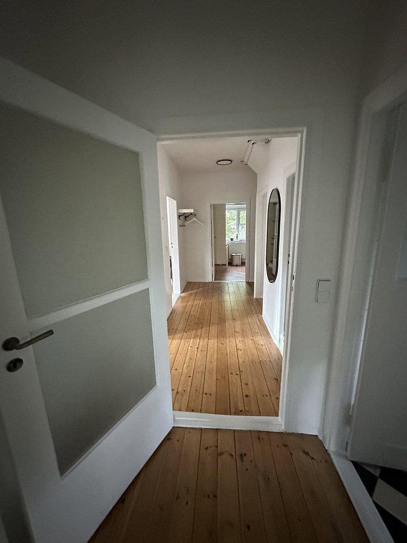 3 bedroom with open-plan kitchen flat to rent, 100 m², Klausenerstraße , 7, Kleinmachnow, Brandenburg 3 bedroom with open-plan kitchen flat to rent, 100 m², Klausenerstraße , 7, Kleinmachnow, Brandenburg