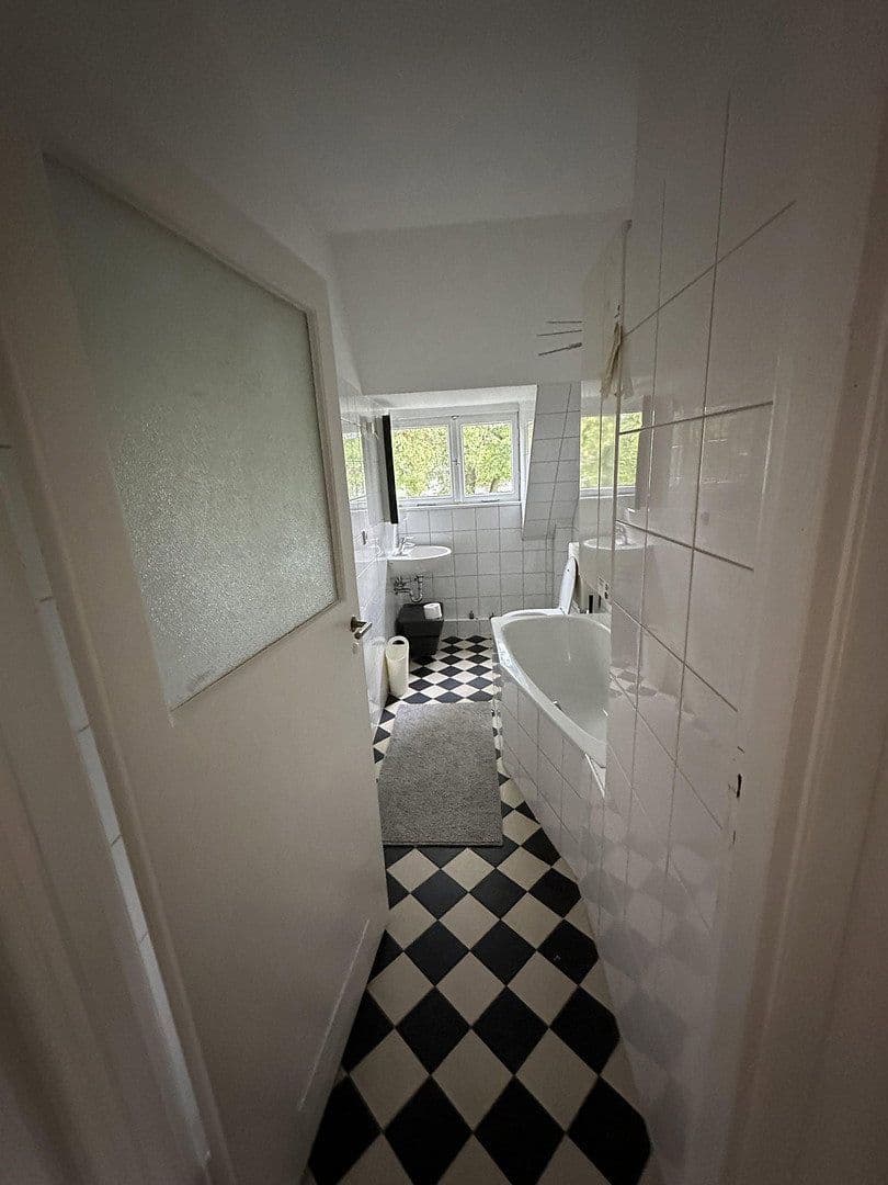 3 bedroom with open-plan kitchen flat to rent, 100 m², Klausenerstraße , 7, Kleinmachnow, Brandenburg 3 bedroom with open-plan kitchen flat to rent, 100 m², Klausenerstraße , 7, Kleinmachnow, Brandenburg