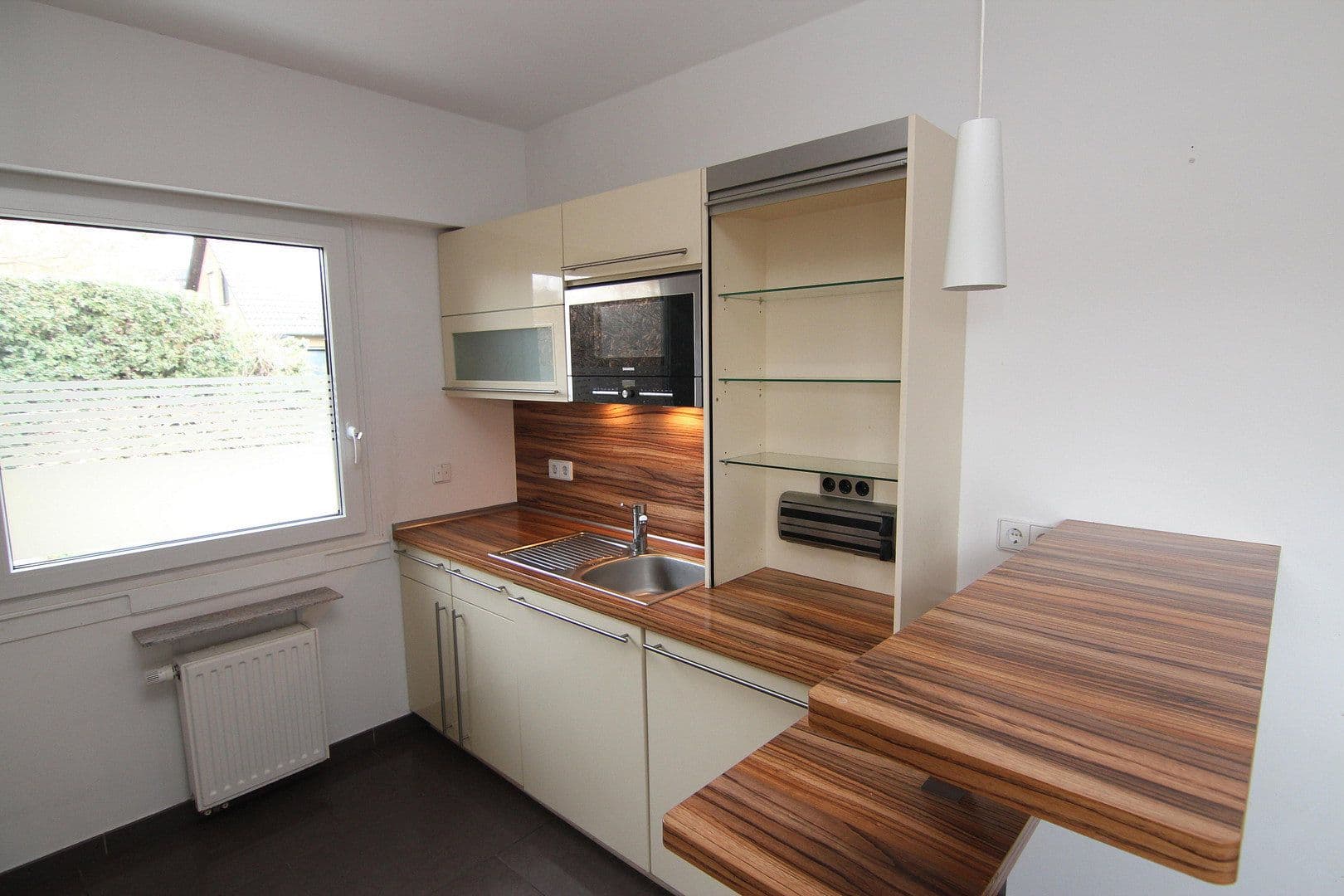 house for sale, 220 m², Königsberger Str. 16, Meckenheim, North Rhine-Westphalia house for sale, 220 m², Königsberger Str. 16, Meckenheim, North Rhine-Westphalia