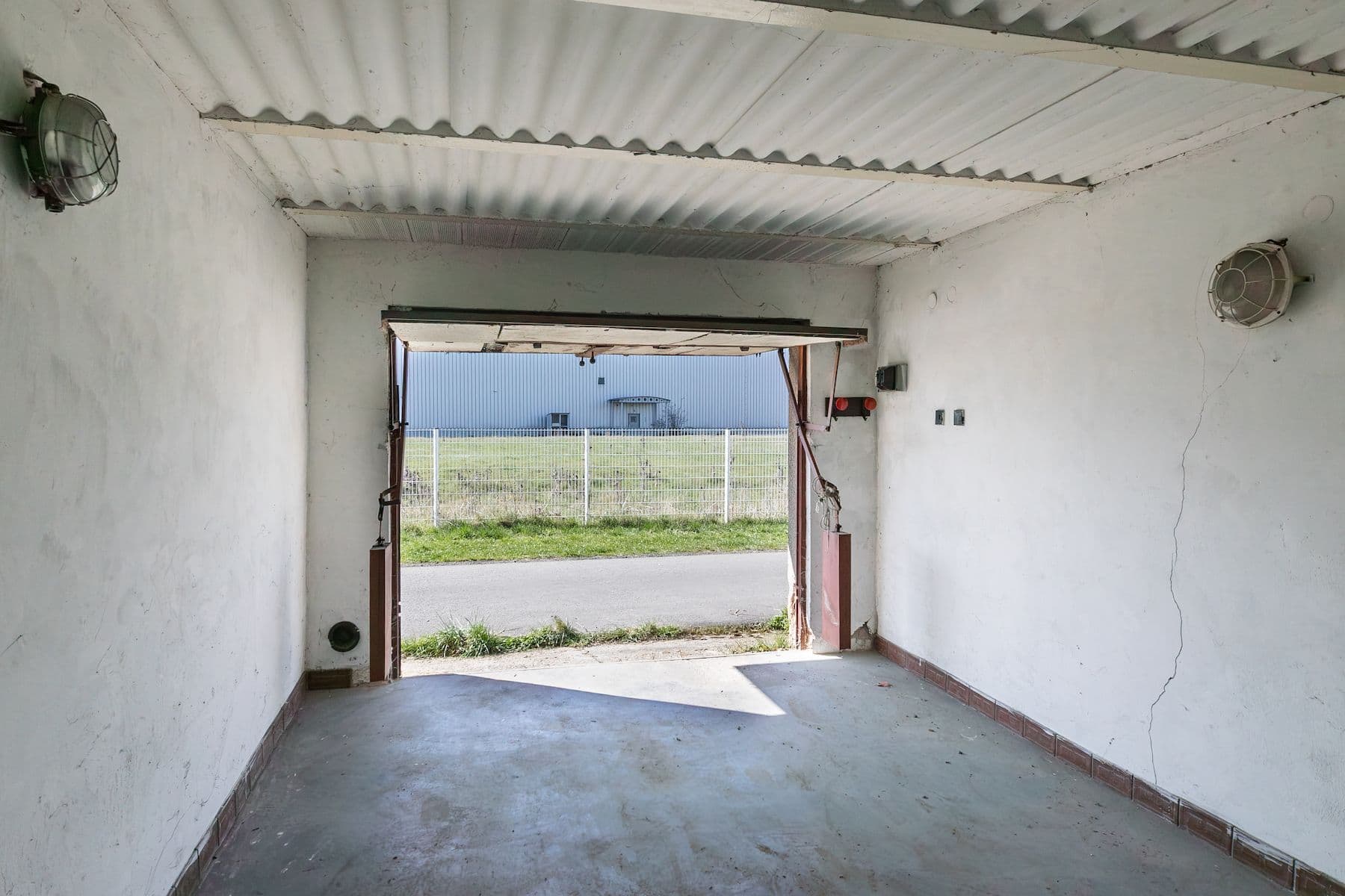 garage for sale, 22 m², Sadská, Středočeský Region garage for sale, 22 m², Sadská, Středočeský Region