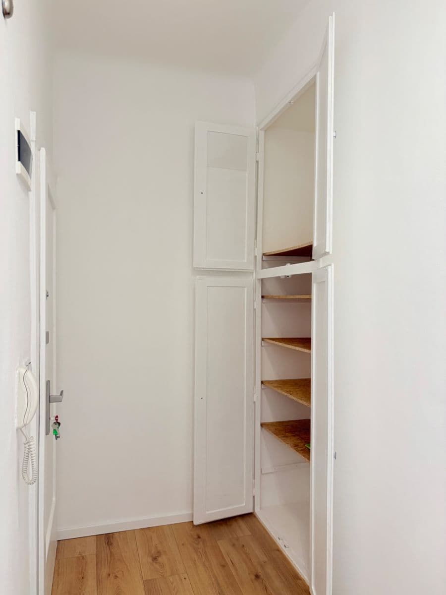 1 bedroom with open-plan kitchen flat to rent, 56 m², Zelená, Prague, Prague 1 bedroom with open-plan kitchen flat to rent, 56 m², Zelená, Prague, Prague