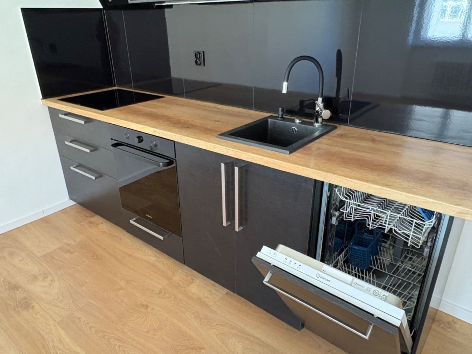 1 bedroom with open-plan kitchen flat to rent, 56 m², Zelená, Prague, Prague 1 bedroom with open-plan kitchen flat to rent, 56 m², Zelená, Prague, Prague