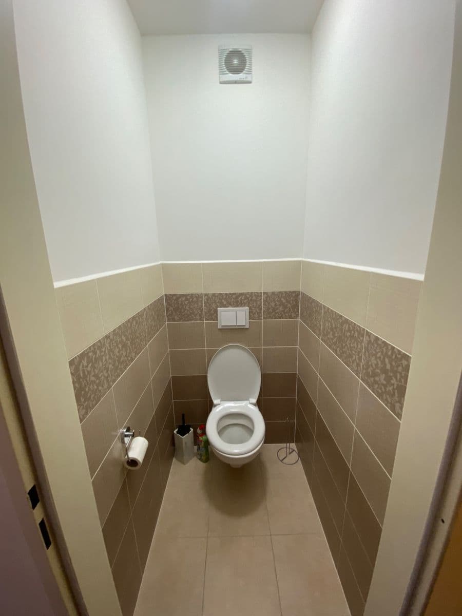 2 bedroom with open-plan kitchen flat to rent, 60 m², Ecksteinova, Chýně, Středočeský Region 2 bedroom with open-plan kitchen flat to rent, 60 m², Ecksteinova, Chýně, Středočeský Region