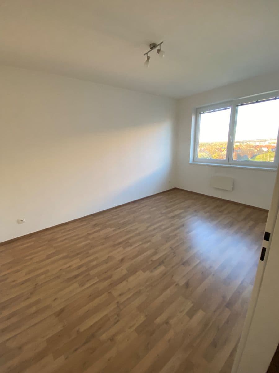 2 bedroom with open-plan kitchen flat to rent, 60 m², Ecksteinova, Chýně, Středočeský Region 2 bedroom with open-plan kitchen flat to rent, 60 m², Ecksteinova, Chýně, Středočeský Region