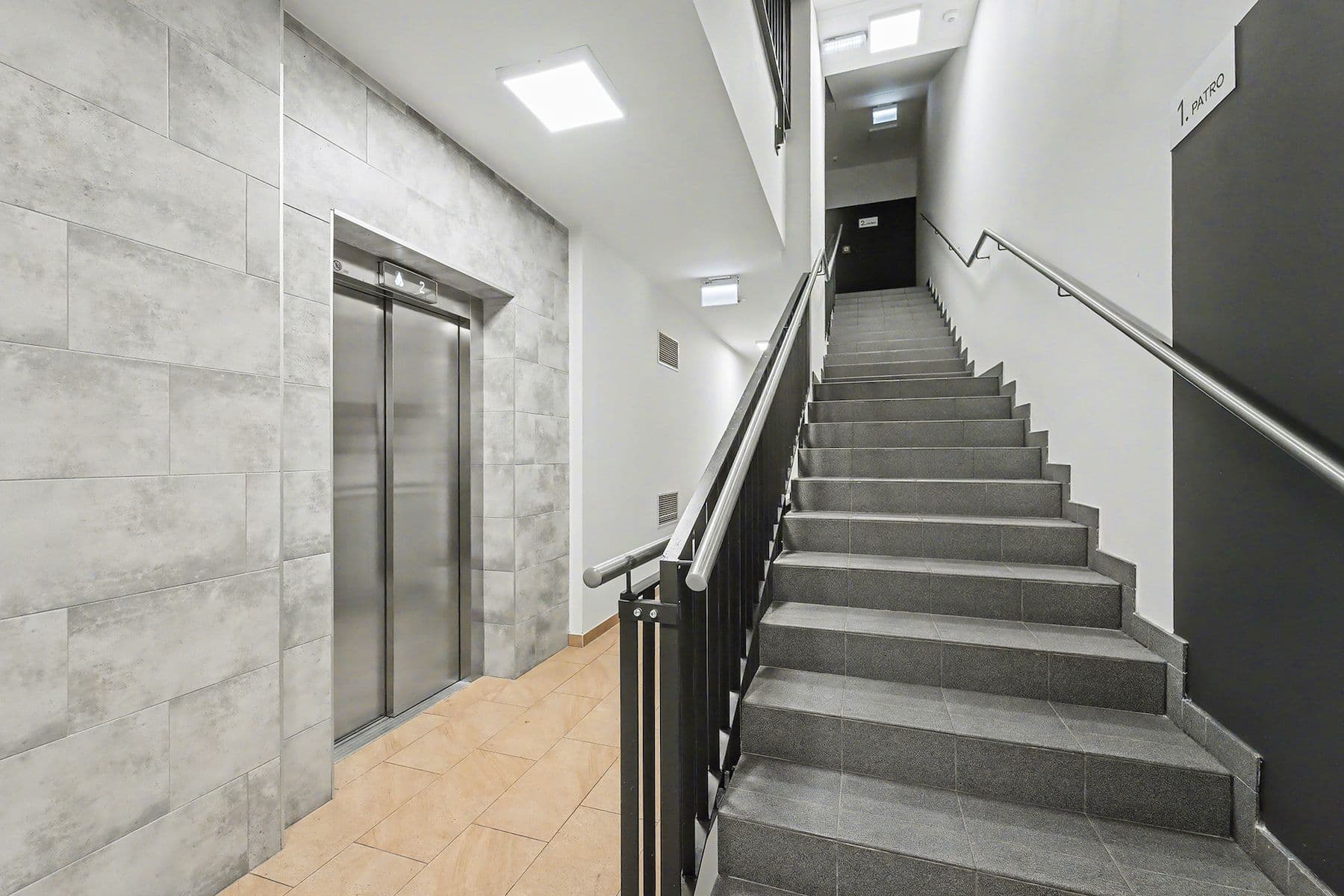 2 bedroom with open-plan kitchen flat for sale, 77 m², Čerpadlová, Prague, Prague 2 bedroom with open-plan kitchen flat for sale, 77 m², Čerpadlová, Prague, Prague