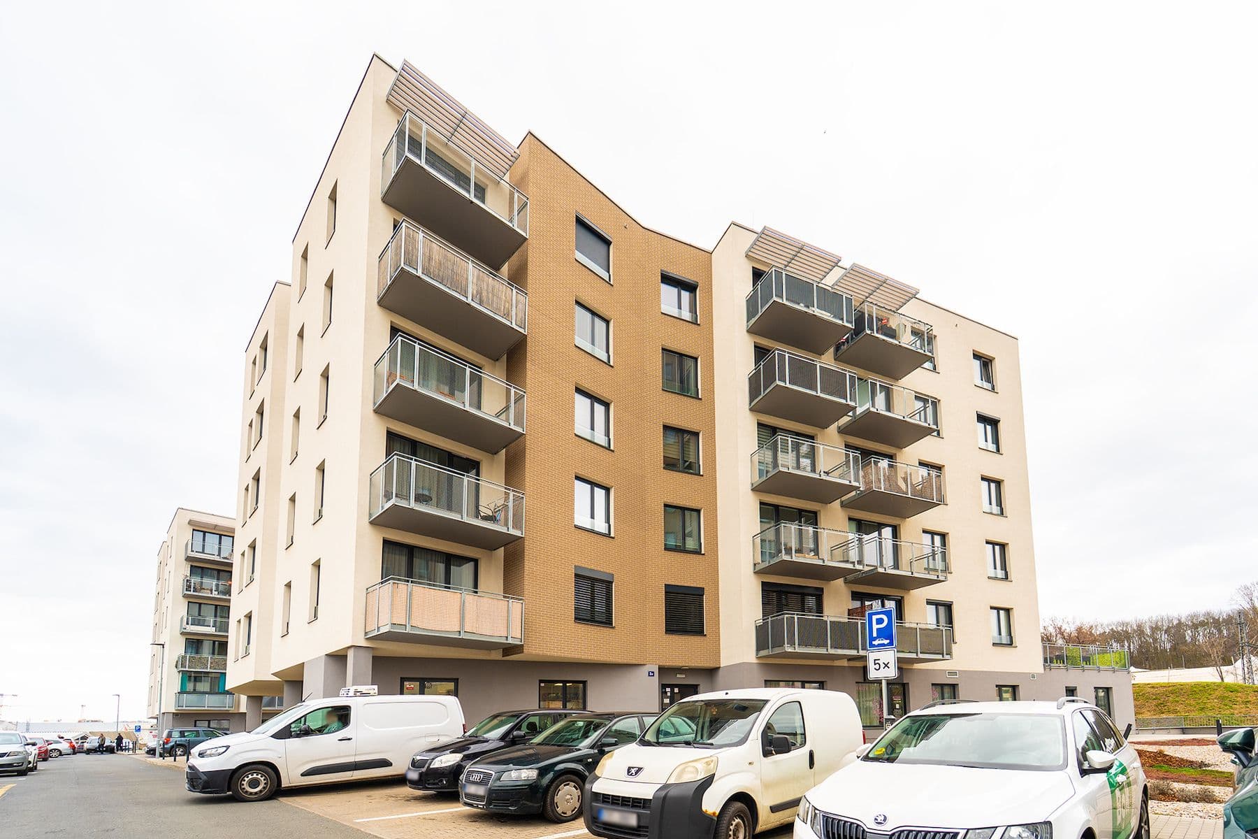 2 bedroom with open-plan kitchen flat for sale, 77 m², Čerpadlová, Prague, Prague 2 bedroom with open-plan kitchen flat for sale, 77 m², Čerpadlová, Prague, Prague