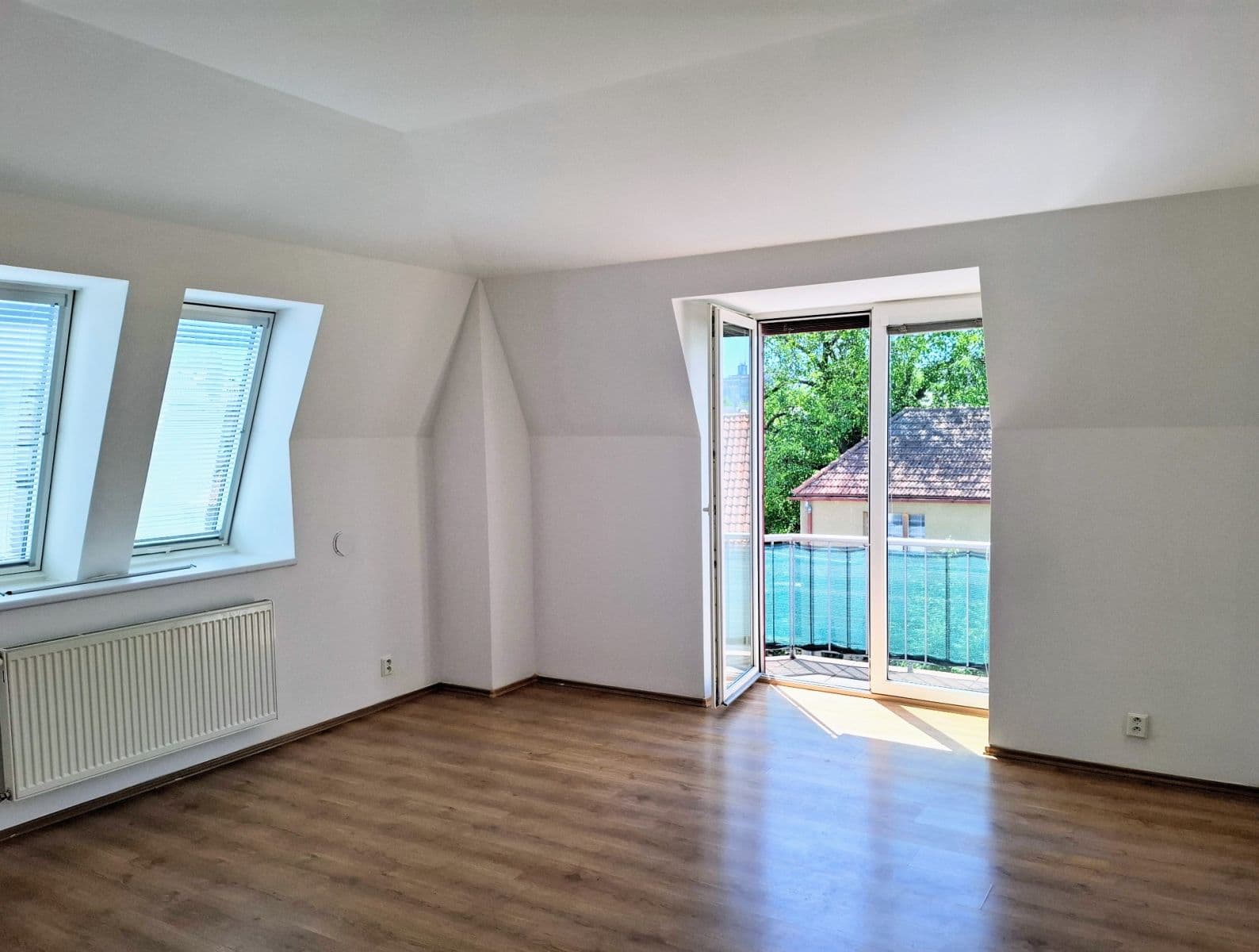 4 bedroom flat to rent, 129 m², Medkova, Prague, Prague 4 bedroom flat to rent, 129 m², Medkova, Prague, Prague