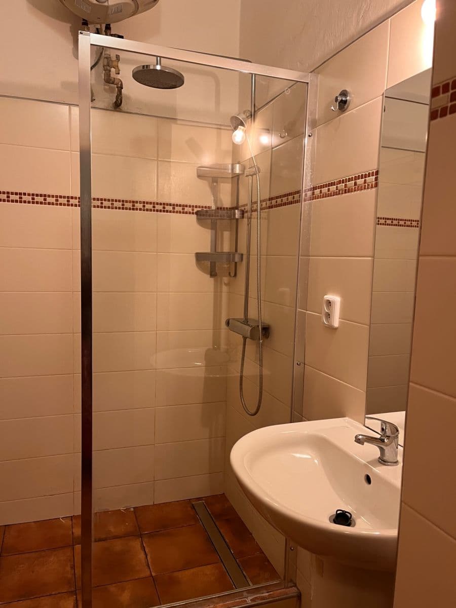 1 bedroom flat to rent, 47 m², Argentinská, Prague, Prague 1 bedroom flat to rent, 47 m², Argentinská, Prague, Prague