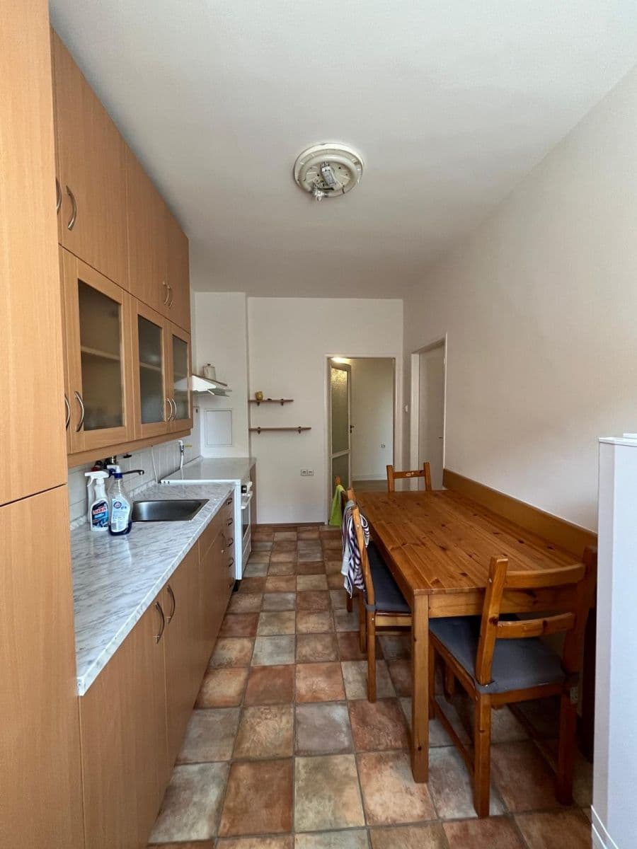 2 bedroom flat to rent, 60 m², Renneská třída, Brno, Jihomoravský Region 2 bedroom flat to rent, 60 m², Renneská třída, Brno, Jihomoravský Region