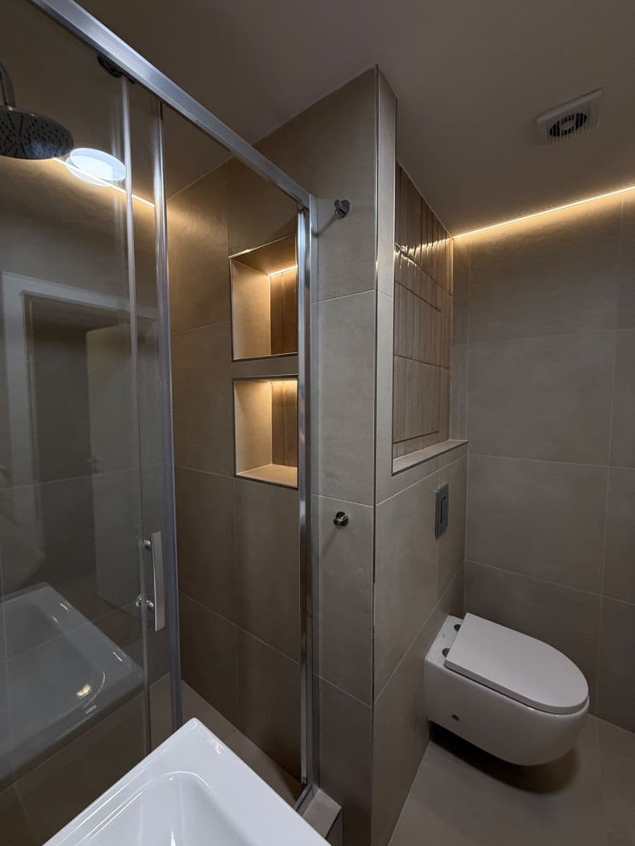 1 bedroom with open-plan kitchen flat to rent, 41 m², Trnovanská, Teplice, Ústecký Region 1 bedroom with open-plan kitchen flat to rent, 41 m², Trnovanská, Teplice, Ústecký Region