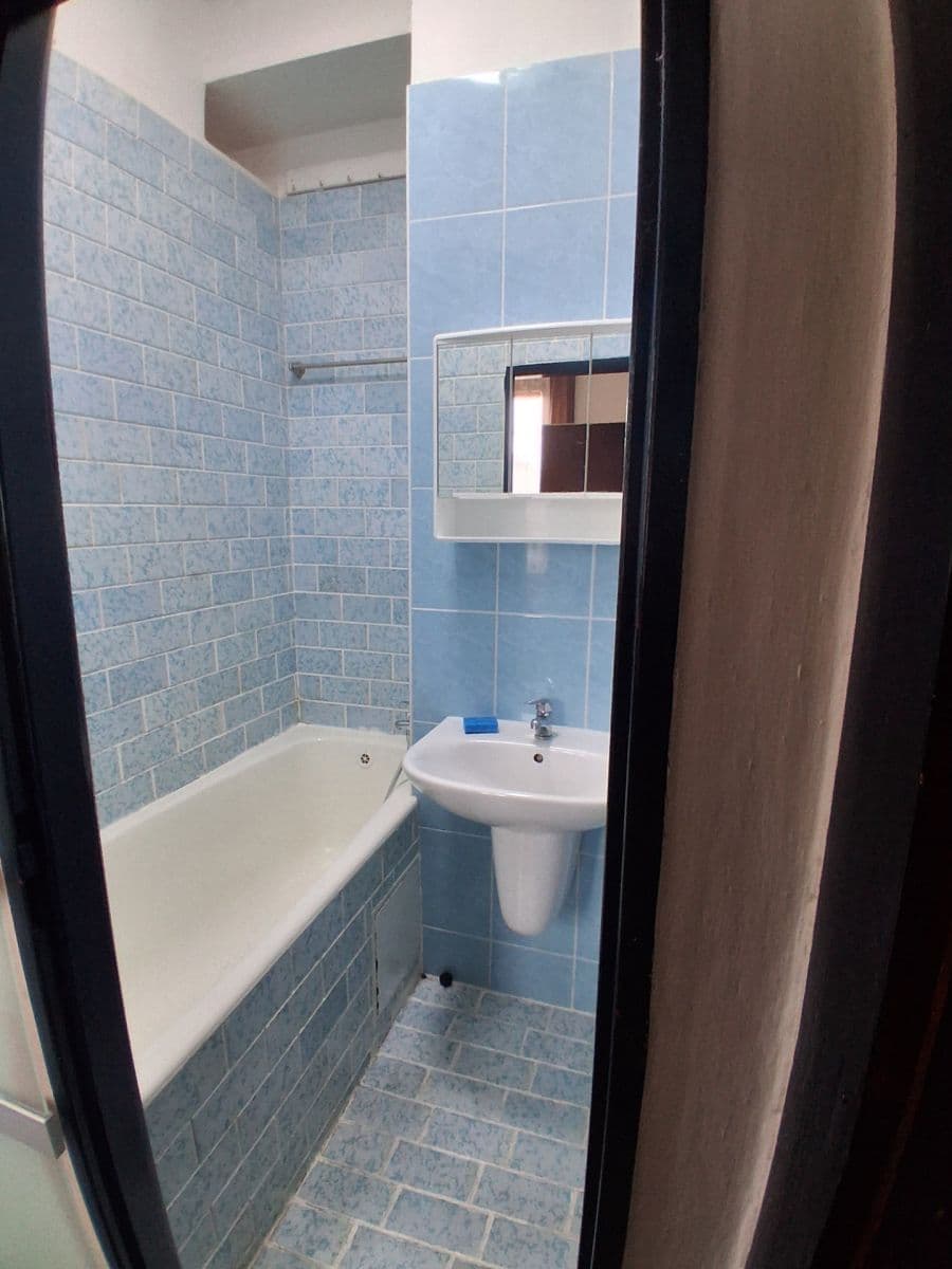 2 bedroom flat to rent, 40 m², 5. května, Říčany, Středočeský Region 2 bedroom flat to rent, 40 m², 5. května, Říčany, Středočeský Region