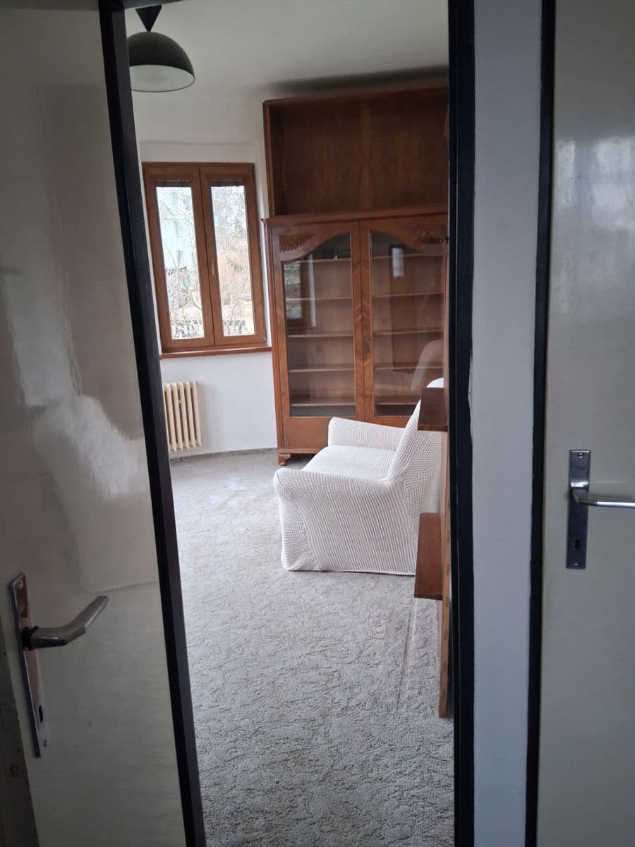 2 bedroom flat to rent, 40 m², 5. května, Říčany, Středočeský Region 2 bedroom flat to rent, 40 m², 5. května, Říčany, Středočeský Region