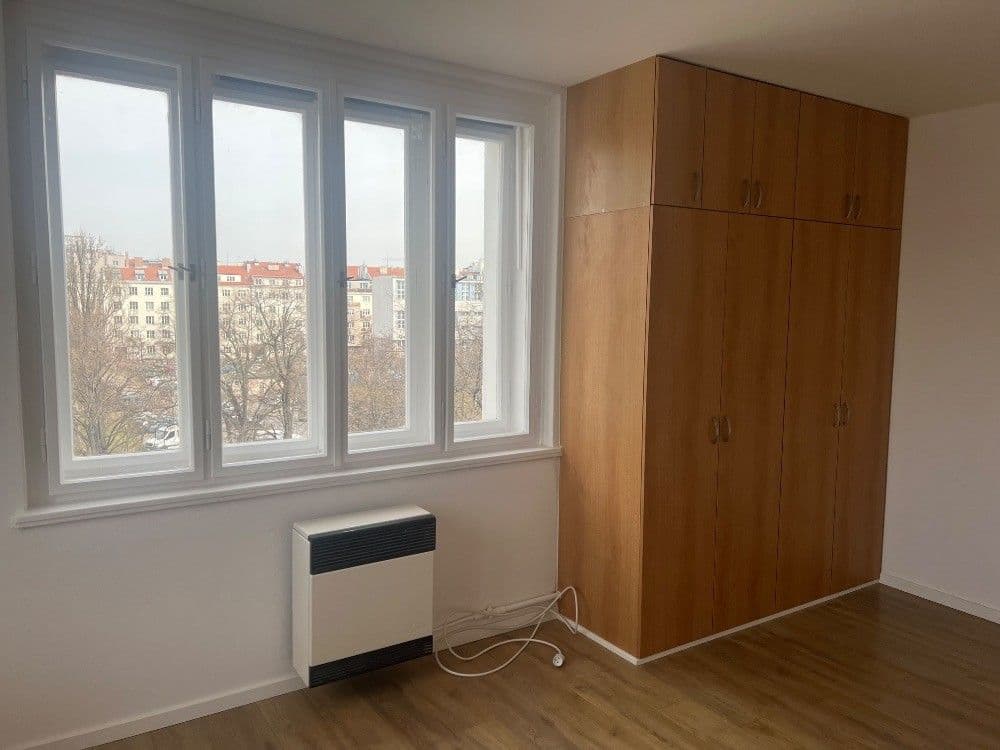 1 bedroom with open-plan kitchen flat to rent, 60 m², Vršovická, Prague, Prague 1 bedroom with open-plan kitchen flat to rent, 60 m², Vršovická, Prague, Prague