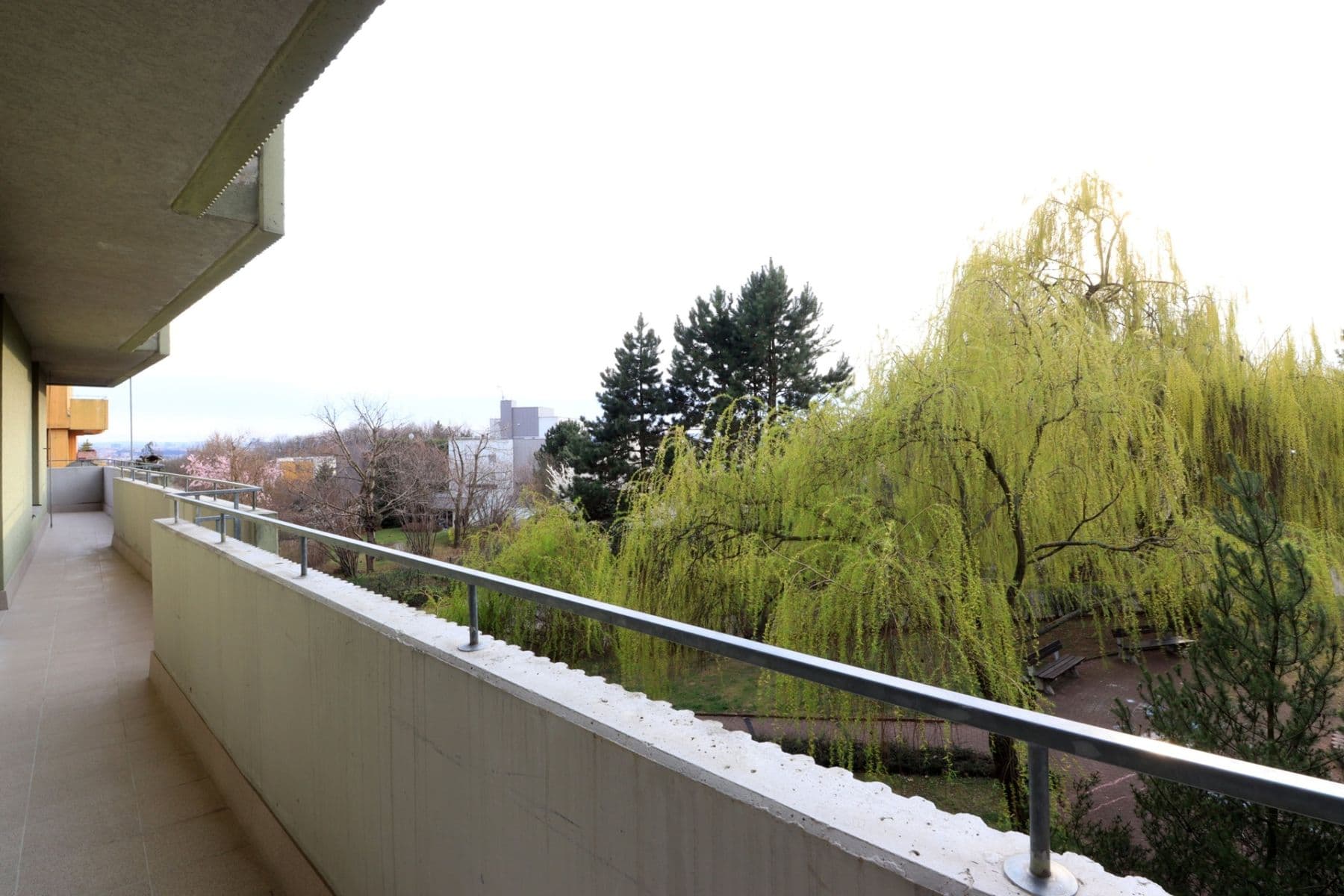 3 bedroom with open-plan kitchen flat to rent, 114 m², K Haltýři, Prague, Prague 3 bedroom with open-plan kitchen flat to rent, 114 m², K Haltýři, Prague, Prague