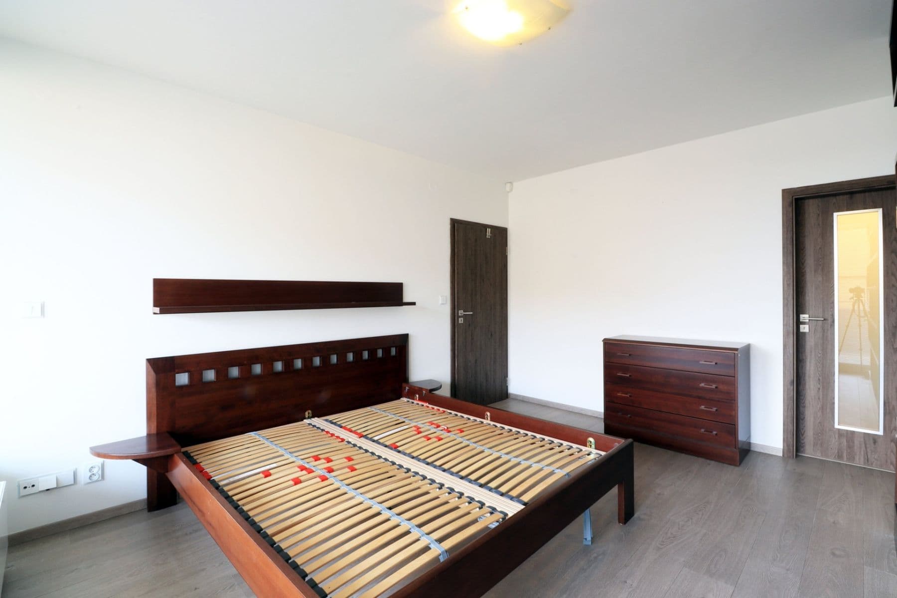 3 bedroom with open-plan kitchen flat to rent, 114 m², K Haltýři, Prague, Prague 3 bedroom with open-plan kitchen flat to rent, 114 m², K Haltýři, Prague, Prague