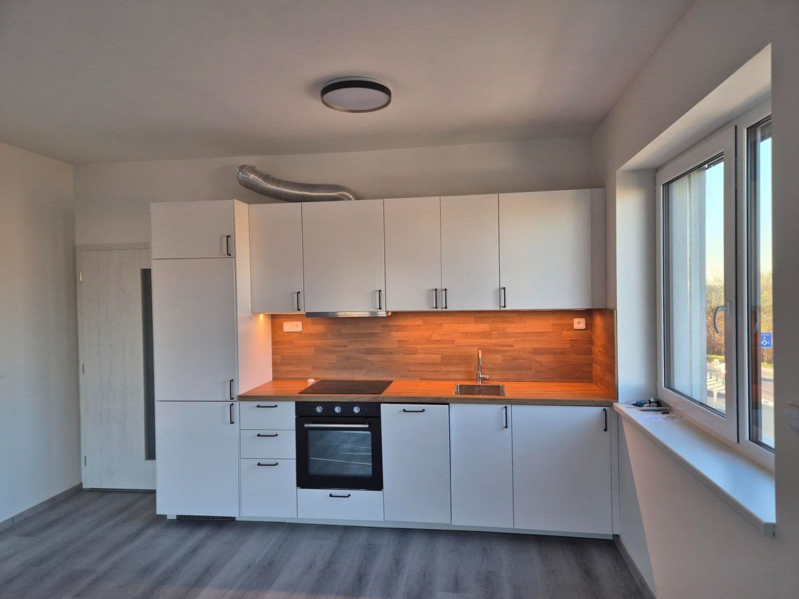 Studio flat to rent, 37 m², Pražská, Kolín, Středočeský Region Studio flat to rent, 37 m², Pražská, Kolín, Středočeský Region
