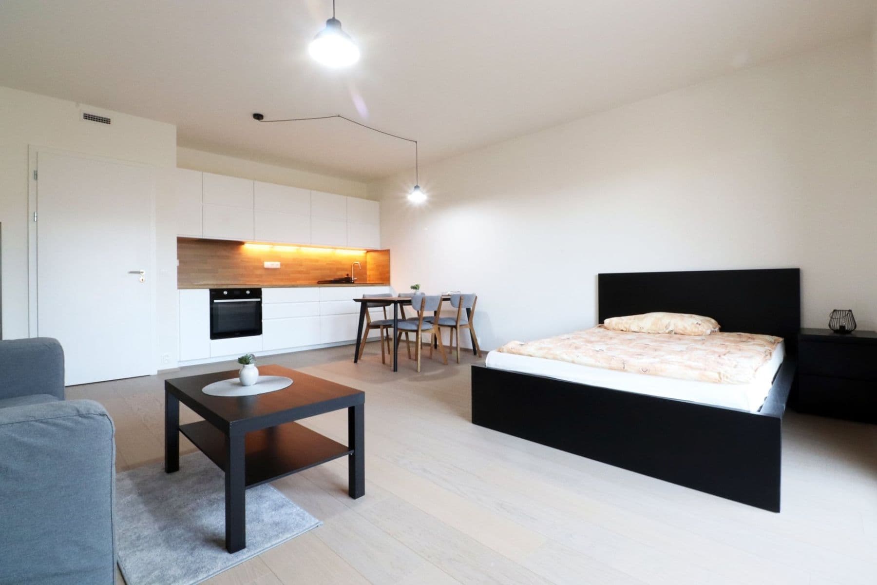 Studio flat to rent, 40 m², Vorařská, Prague, Prague Studio flat to rent, 40 m², Vorařská, Prague, Prague