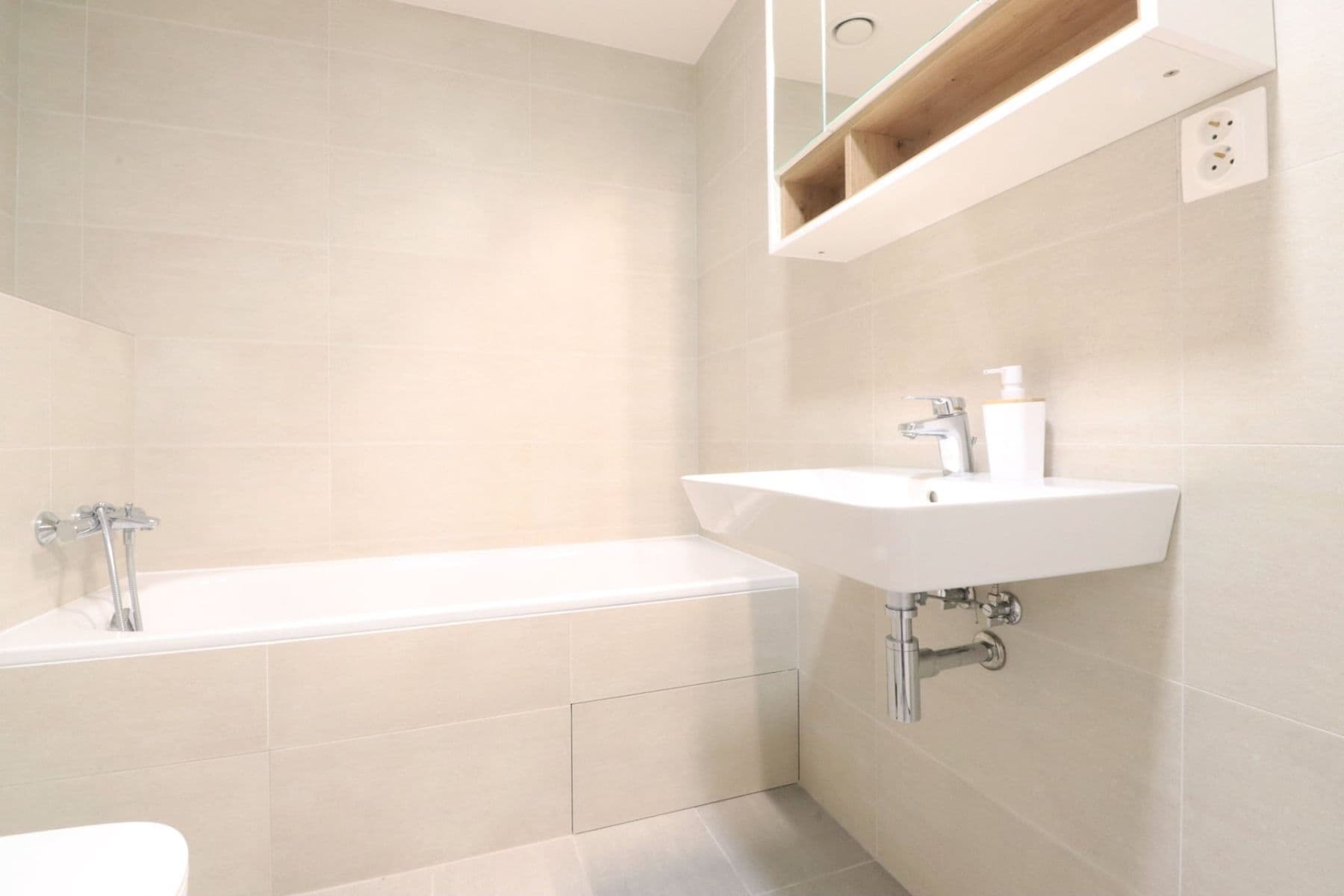 Studio flat to rent, 40 m², Vorařská, Prague, Prague Studio flat to rent, 40 m², Vorařská, Prague, Prague