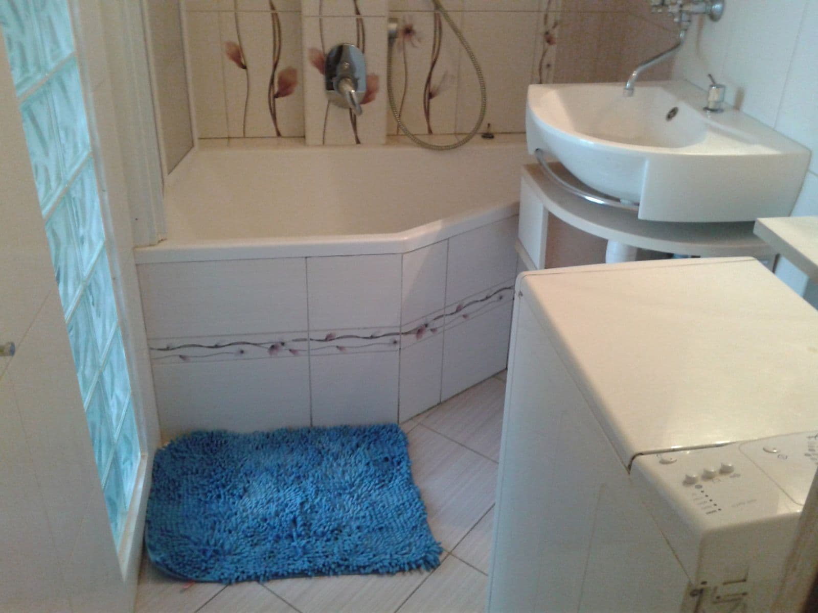 2 bedroom with open-plan kitchen flat to rent, 65 m², Mendlovo náměstí, Brno, Jihomoravský Region 2 bedroom with open-plan kitchen flat to rent, 65 m², Mendlovo náměstí, Brno, Jihomoravský Region