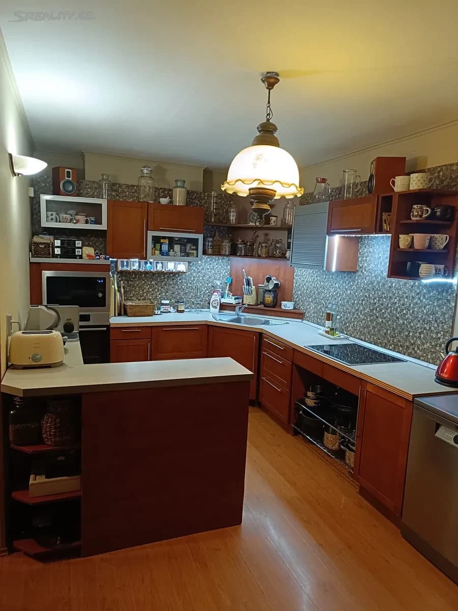 house for sale, 396 m², Karla Čapka, Chomutov, Ústecký Region house for sale, 396 m², Karla Čapka, Chomutov, Ústecký Region