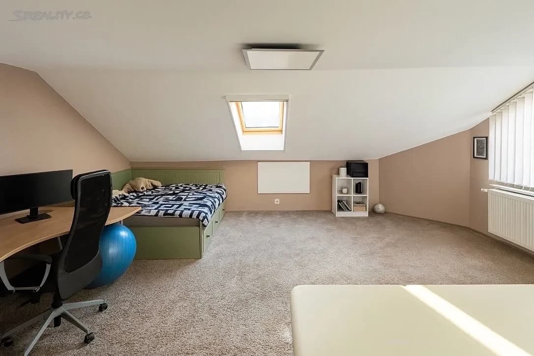 house for sale, 396 m², Karla Čapka, Chomutov, Ústecký Region house for sale, 396 m², Karla Čapka, Chomutov, Ústecký Region