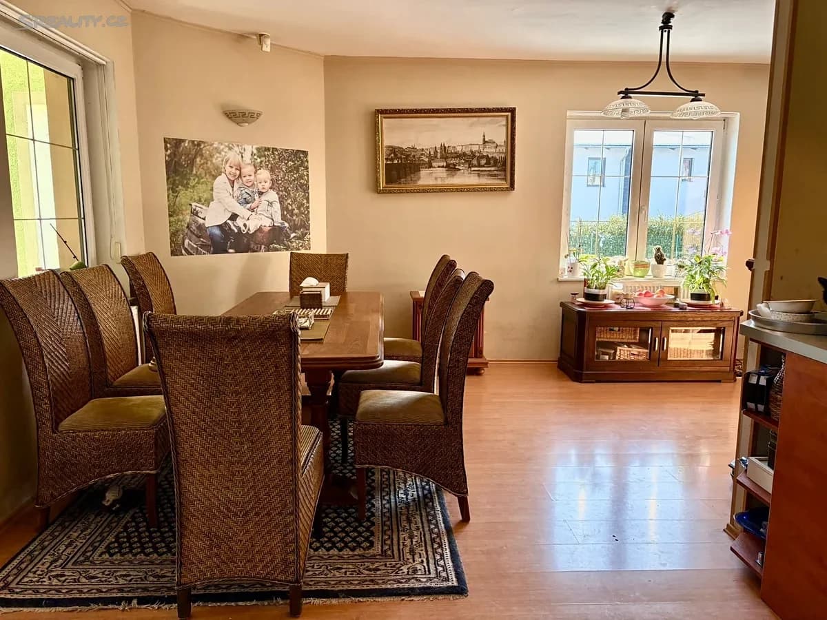 house for sale, 396 m², Karla Čapka, Chomutov, Ústecký Region house for sale, 396 m², Karla Čapka, Chomutov, Ústecký Region