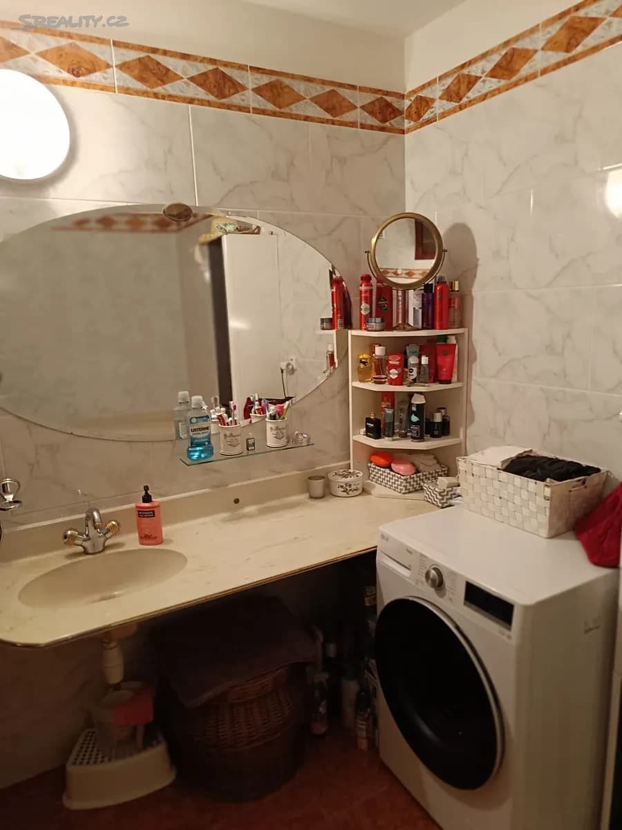 house for sale, 396 m², Karla Čapka, Chomutov, Ústecký Region house for sale, 396 m², Karla Čapka, Chomutov, Ústecký Region